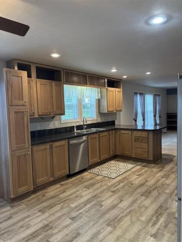 104 N Park Drive Lone Tree IA 52755