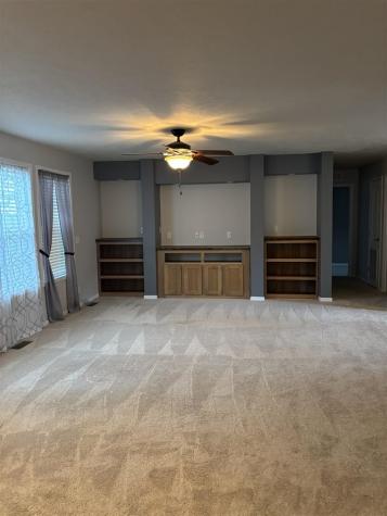 104 N Park Drive Lone Tree IA 52755