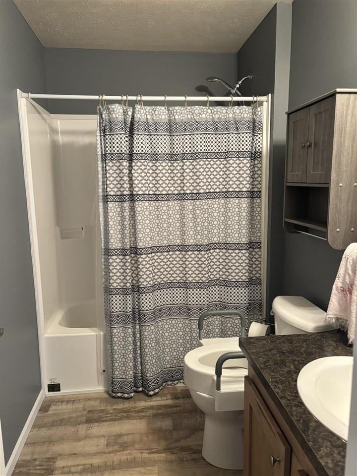 104 N Park Drive Lone Tree IA 52755