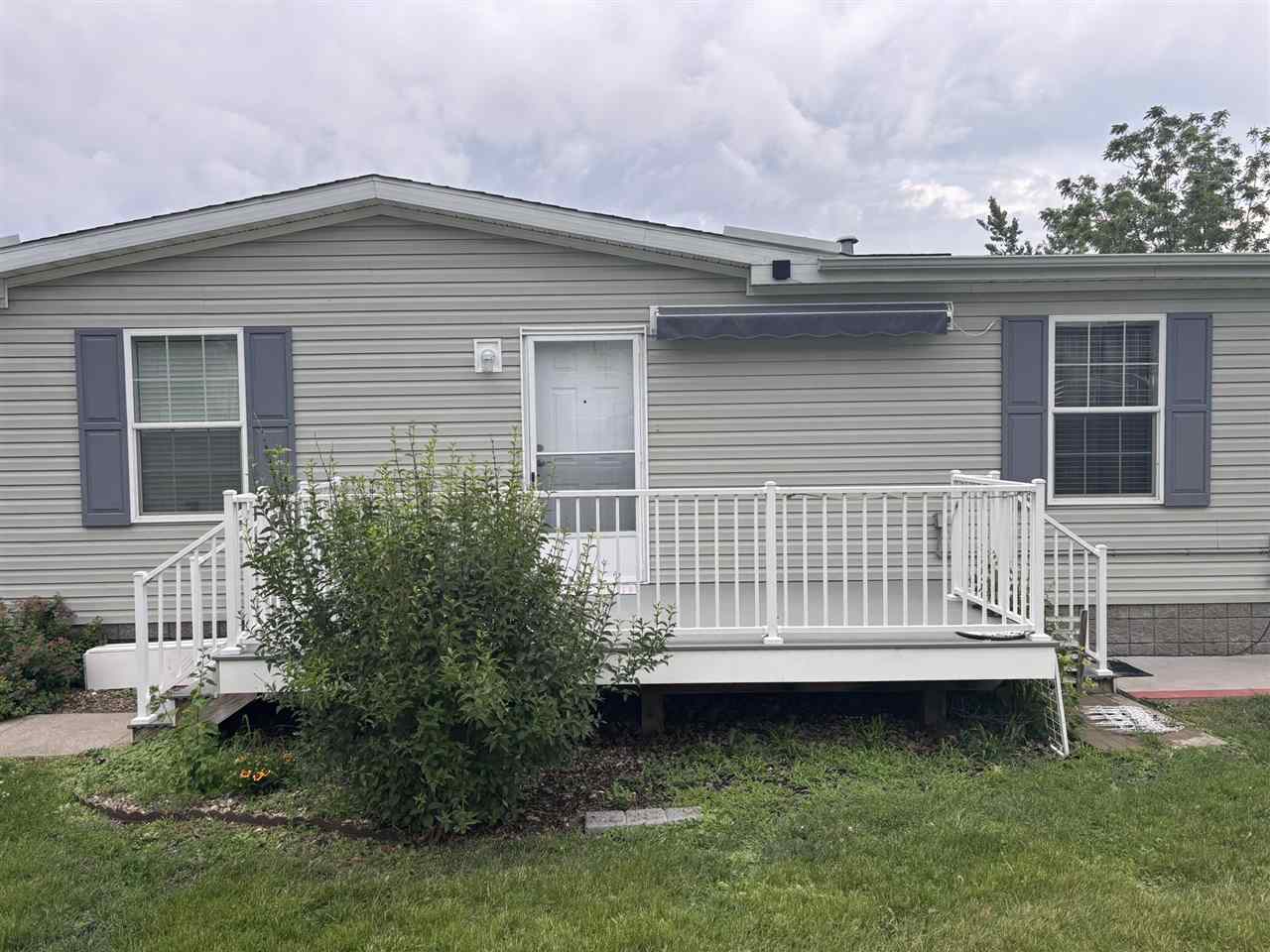 104 N Park Drive Lone Tree IA 52755