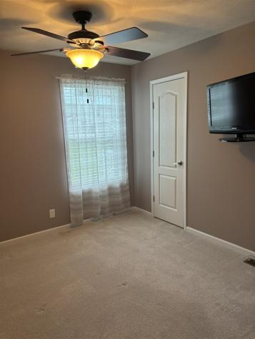 104 N Park Drive Lone Tree IA 52755