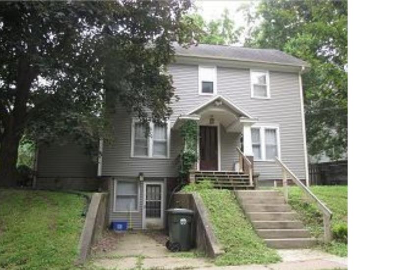 1123 E Washington Street Iowa City IA 52245