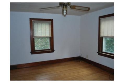 1123 E Washington Street Iowa City IA 52245