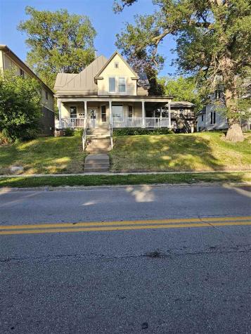 416 S Dodge Street Iowa City IA 52240