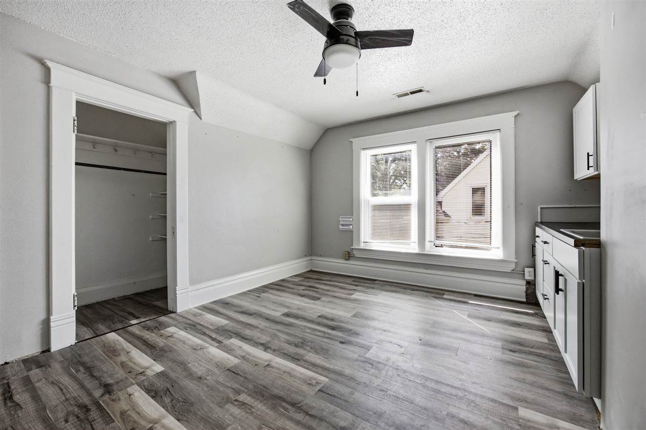 416 S Dodge Street Iowa City IA 52240