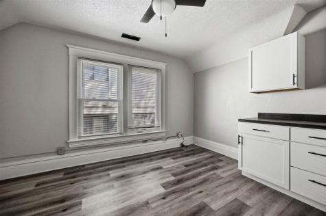 416 S Dodge Street Iowa City IA 52240