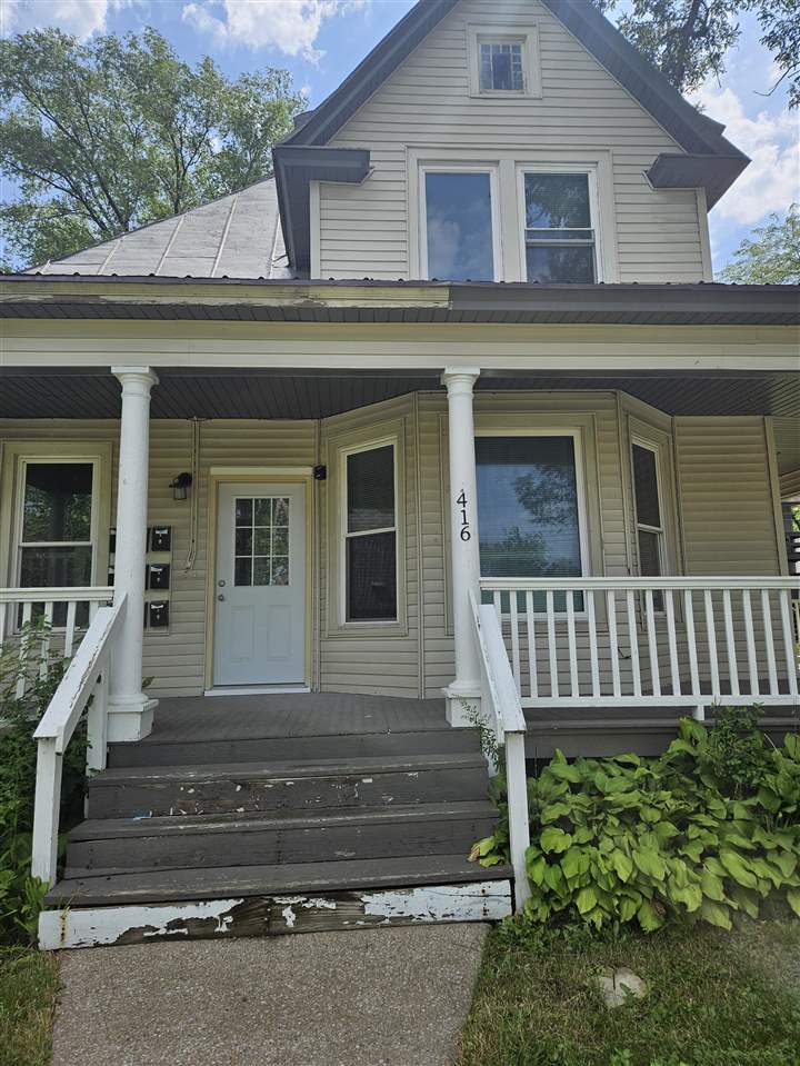 416 S Dodge Street Iowa City IA 52240
