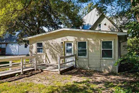 416 S Dodge Street Iowa City IA 52240