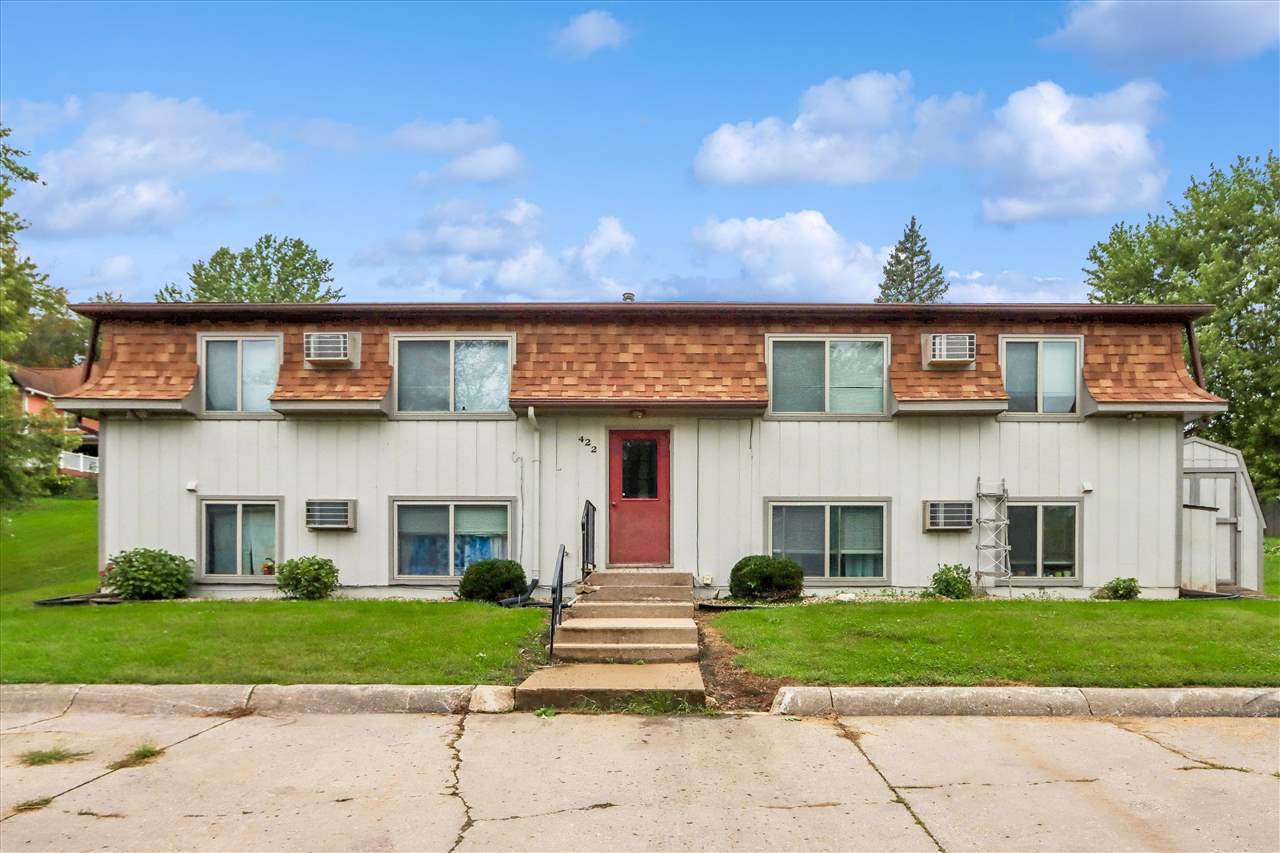 422 N 1st Street West Branch IA 52358