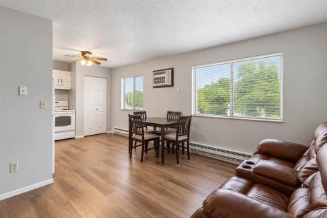 422 N 1st Street West Branch IA 52358