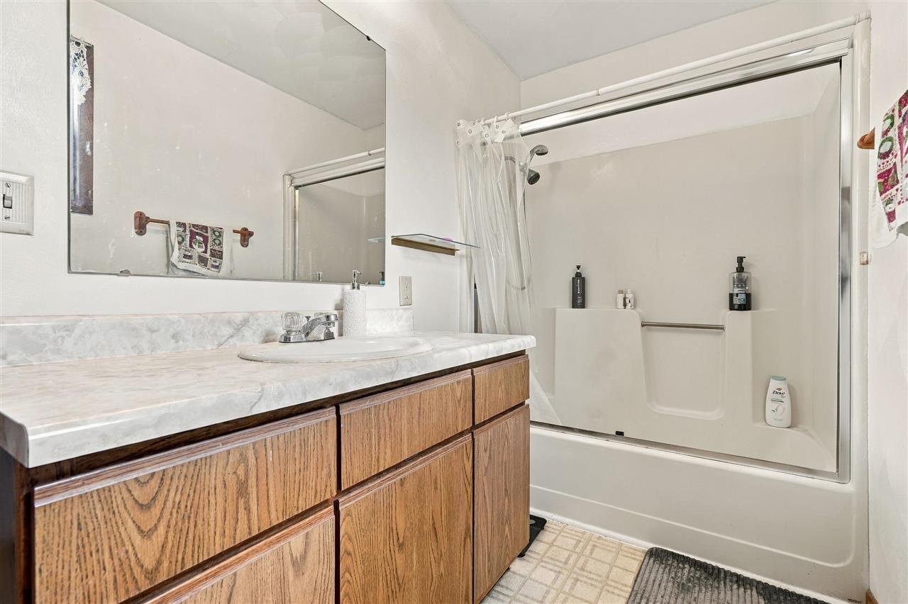 309 E 2nd Street Washington IA 52353