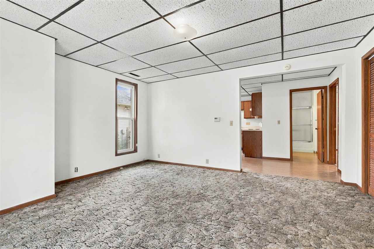 309 E 2nd Street Washington IA 52353