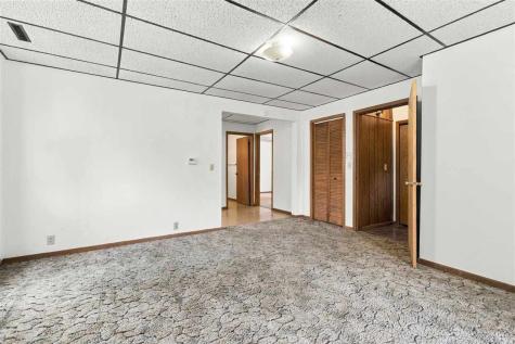 309 E 2nd Street Washington IA 52353