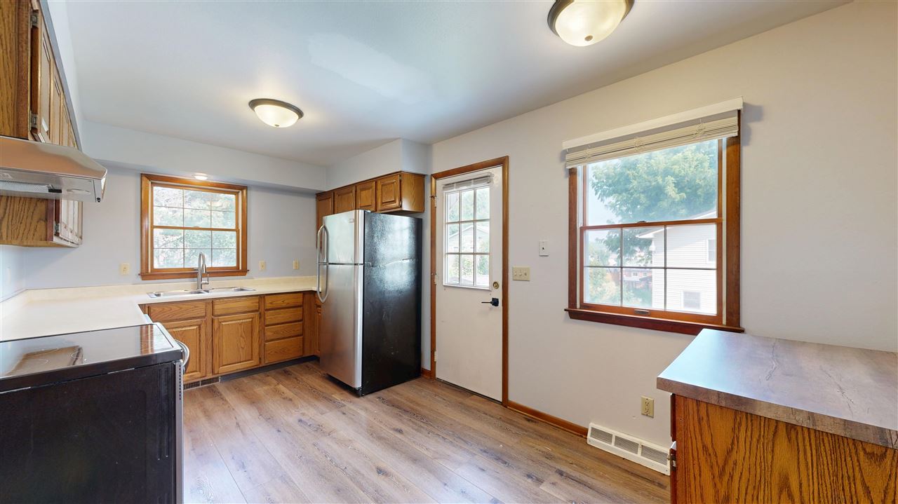 1800 W Benton Street Iowa City IA 52246