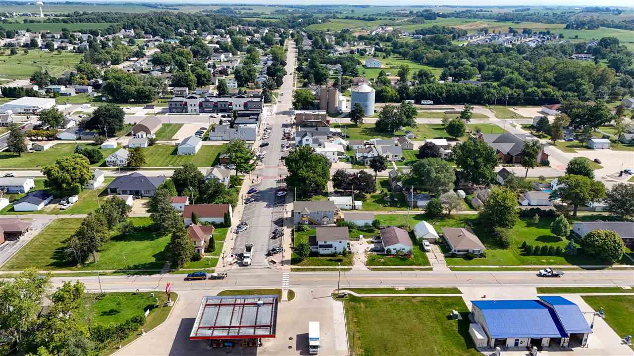 1550 Dows Street Ely IA 52227-9808