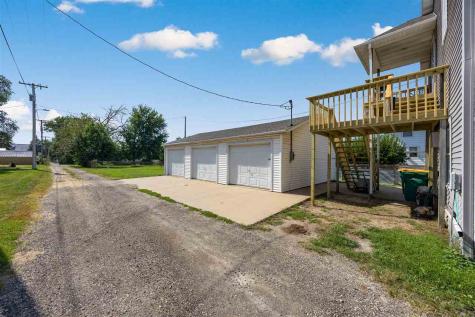 1550 Dows Street Ely IA 52227-9808
