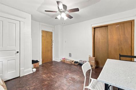 624 N Linn Street Iowa City IA 52245