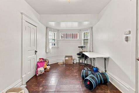 624 N Linn Street Iowa City IA 52245