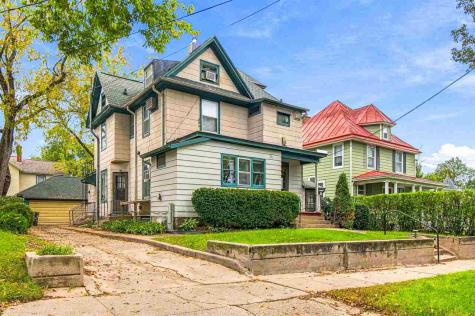 624 N Linn Street Iowa City IA 52245