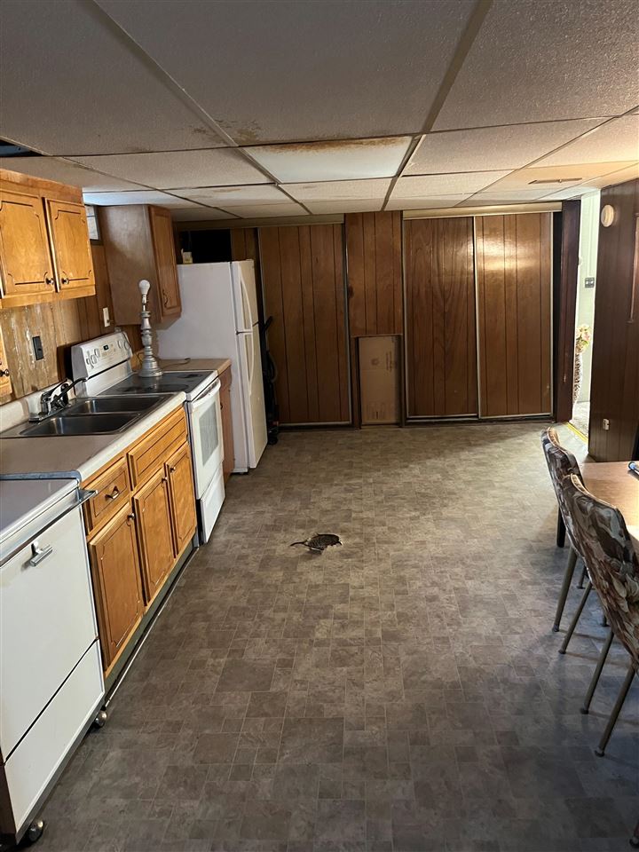 628/630 Sunset Street Iowa City IA 52246