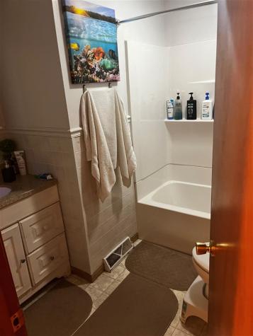 628/630 Sunset Street Iowa City IA 52246