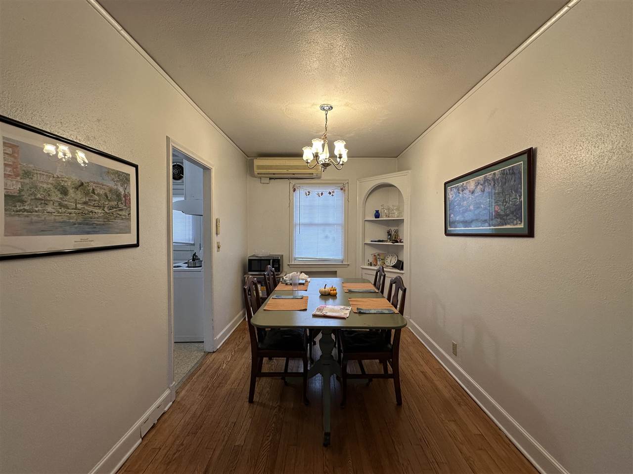 5 Woolf Avenue Iowa City IA 52240