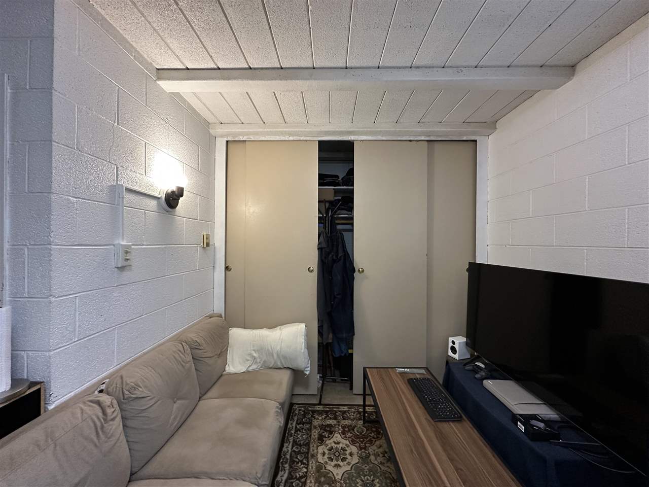 5 Woolf Avenue Iowa City IA 52240