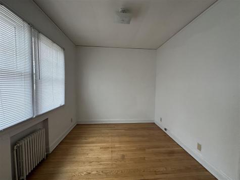 5 Woolf Avenue Iowa City IA 52240