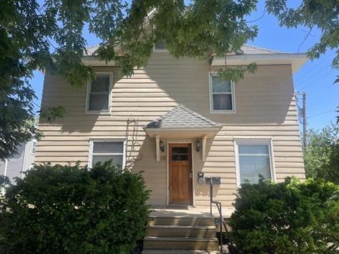 18 N Dodge Street Iowa City IA 52245