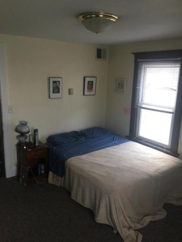 18 N Dodge Street Iowa City IA 52245