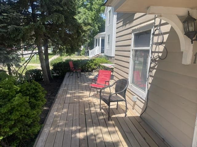 18 N Dodge Street Iowa City IA 52245