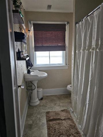 320 N Jefferson Street Sigourney IA 52591
