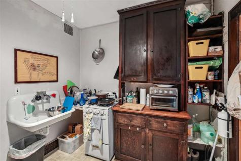 20 S Lucas Street Iowa City IA 52240