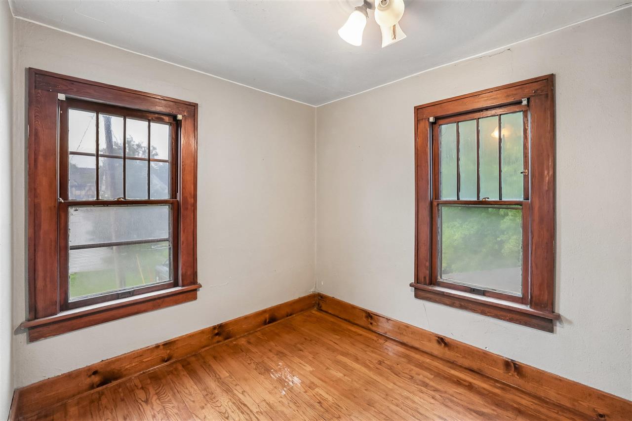 20 S Lucas Street Iowa City IA 52240