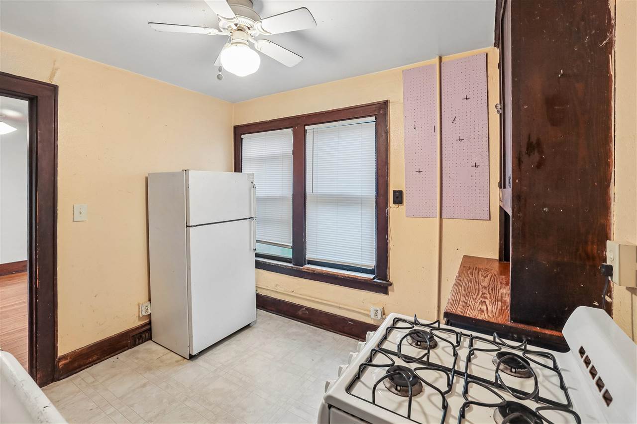 20 S Lucas Street Iowa City IA 52240