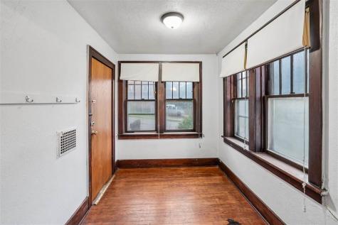 20 S Lucas Street Iowa City IA 52240