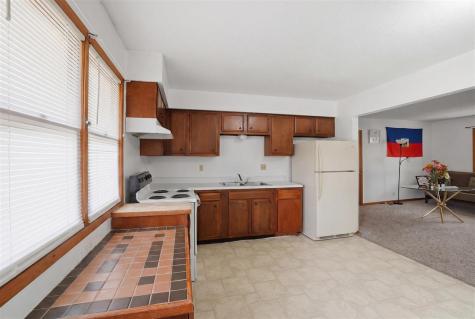 327 Ash Street Columbus Junction IA 52738
