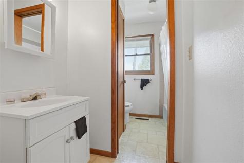 327 Ash Street Columbus Junction IA 52738