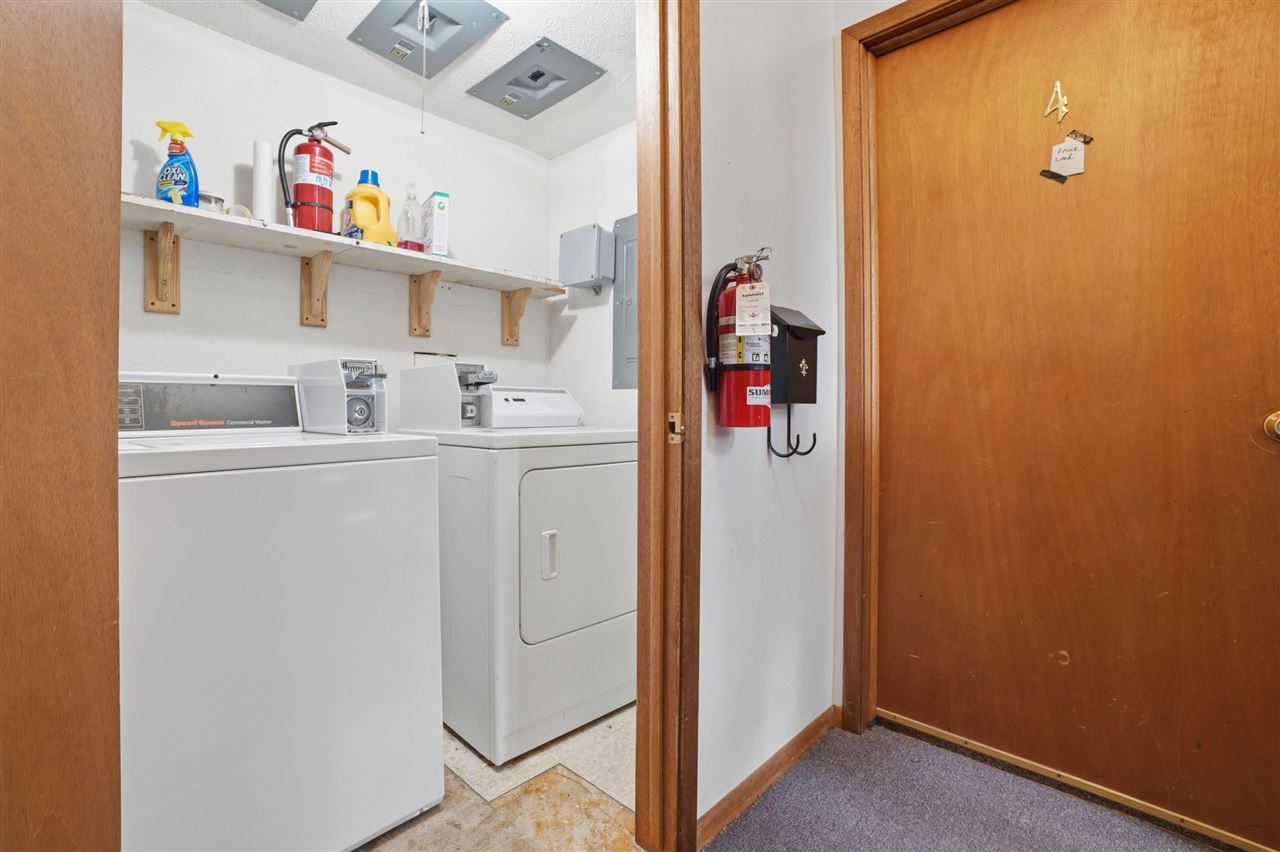 327 Ash Street Columbus Junction IA 52738