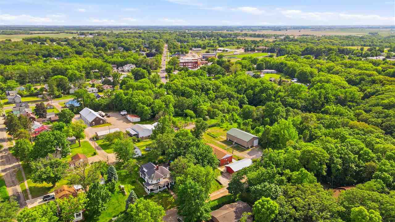 327 Ash Street Columbus Junction IA 52738