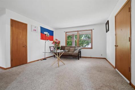 327 Ash Street Columbus Junction IA 52738