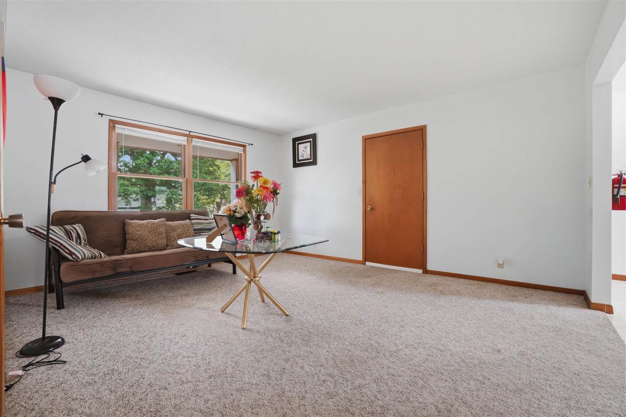 327 Ash Street Columbus Junction IA 52738