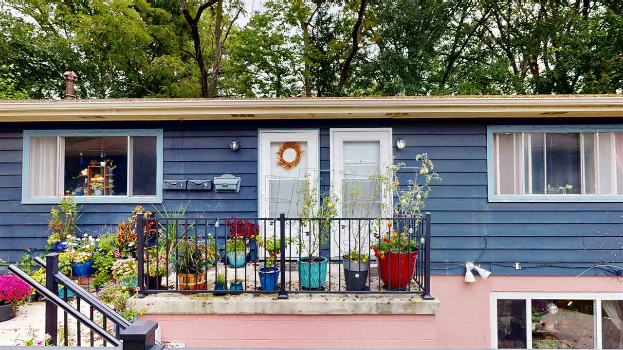 2605/2607 E Court Street Iowa City IA 52245