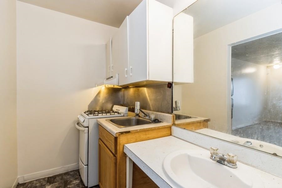 320 2nd Street Coralville IA 52241
