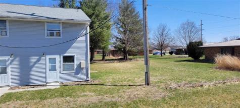 695 W Pine Street Marengo IA 52301