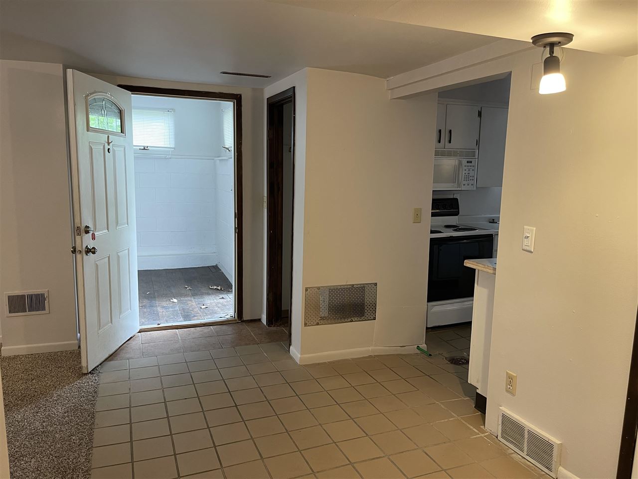 1315 Oakcrest Street Iowa City IA 52246