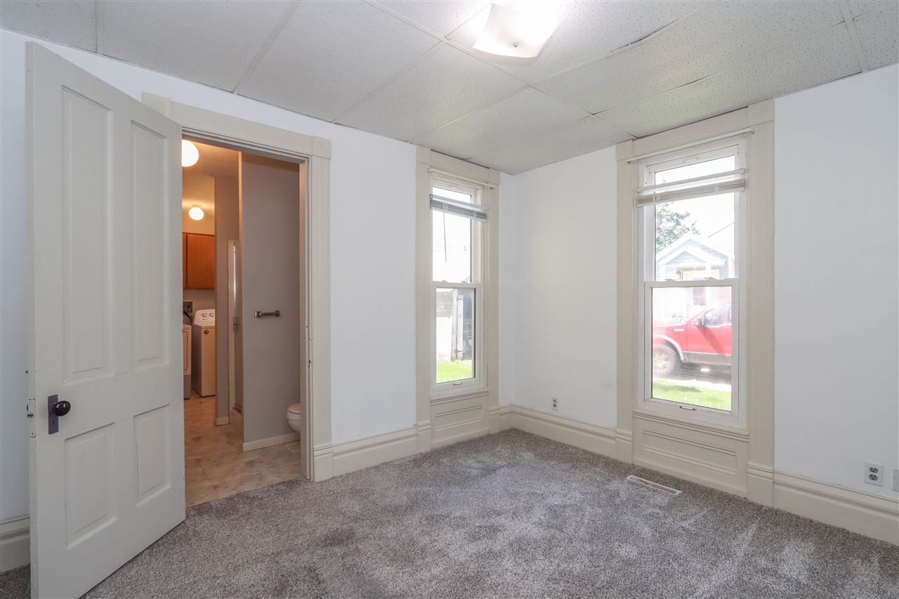 733 E 2nd Avenue Washington IA 52353