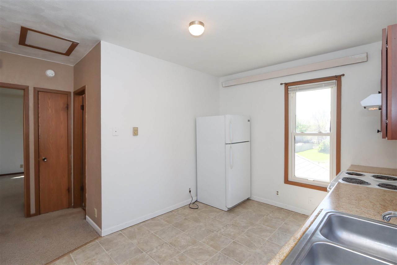733 E 2nd Avenue Washington IA 52353