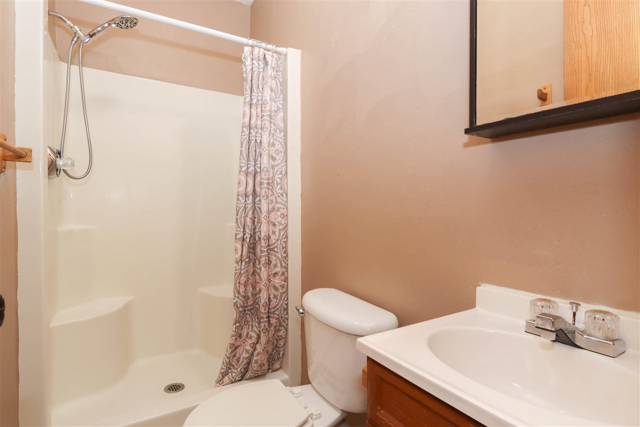 733 E 2nd Avenue Washington IA 52353