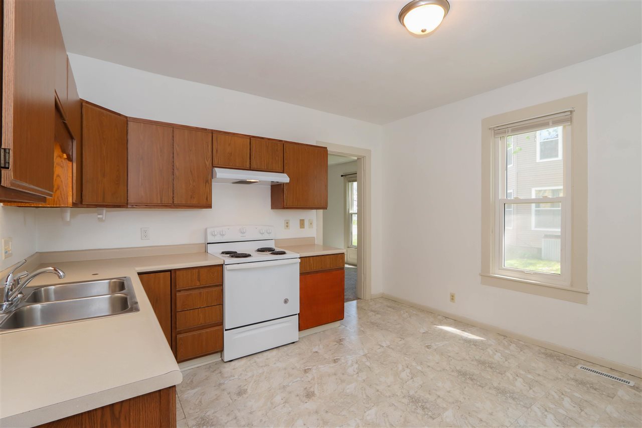 733 E 2nd Avenue Washington IA 52353